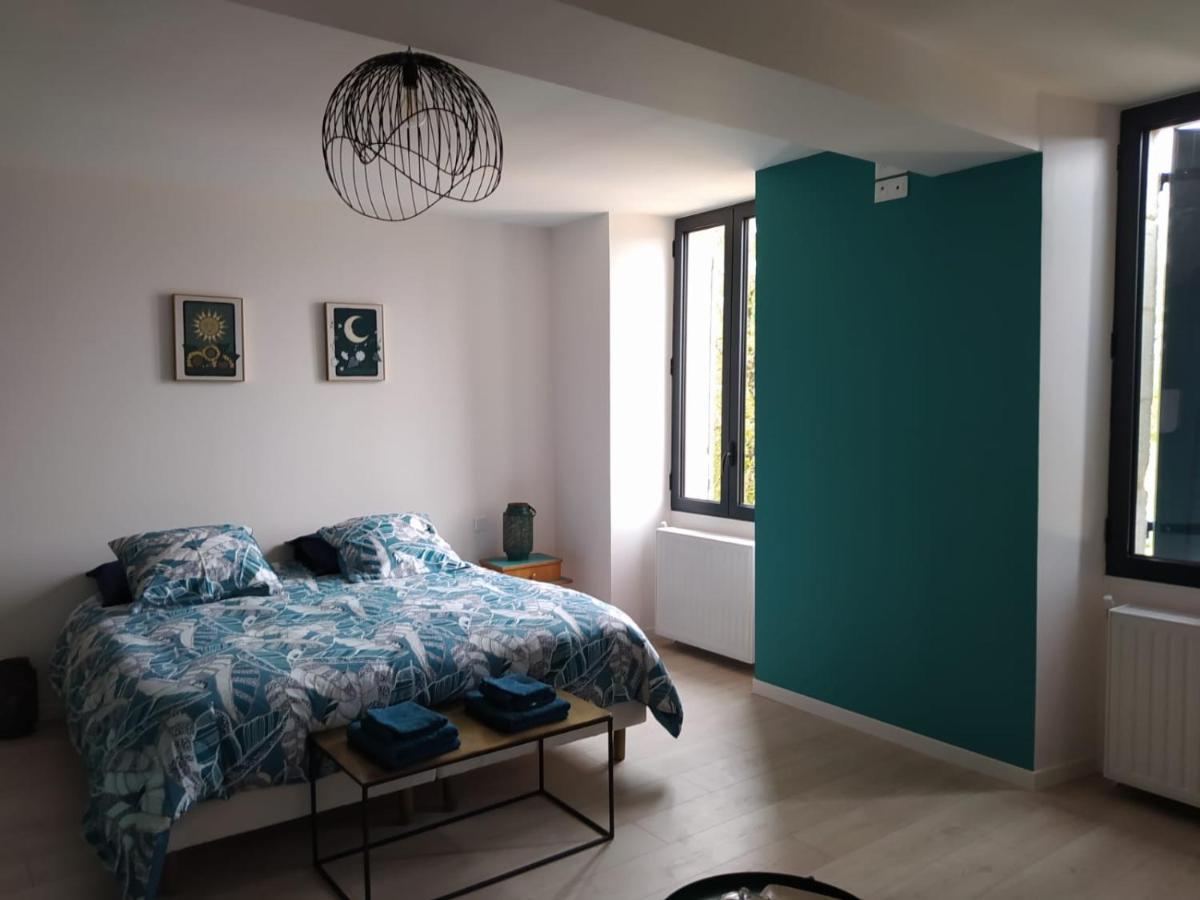 Hotel Au Bouchon Saint-Aigulin Exteriér fotografie