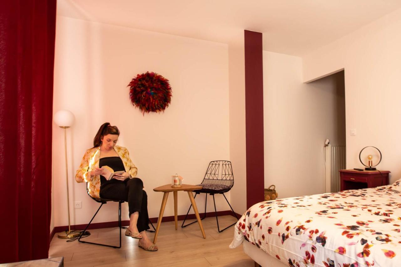 Hotel Au Bouchon Saint-Aigulin Exteriér fotografie